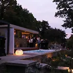 Villa Homestorys Nature - Lakeview Pavilion