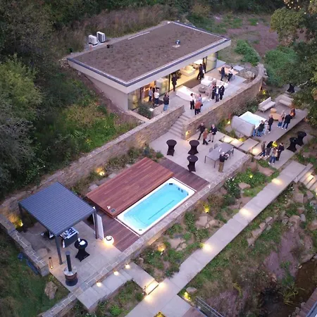 Homestorys Nature - Lakeview Pavilion Έουπεν