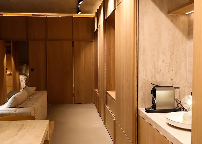 Homestorys Nature - Lakeview Pavilion Villa