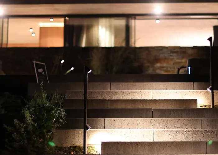 Homestorys Nature - Lakeview Pavilion Villa *